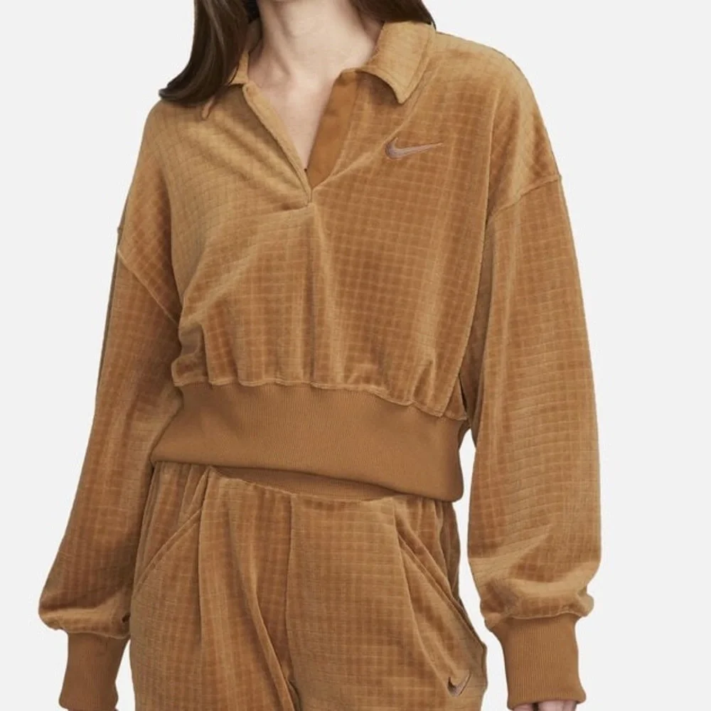 Nike Tan Velour Cropped Pullover Athleisure Lounge Top Size L
